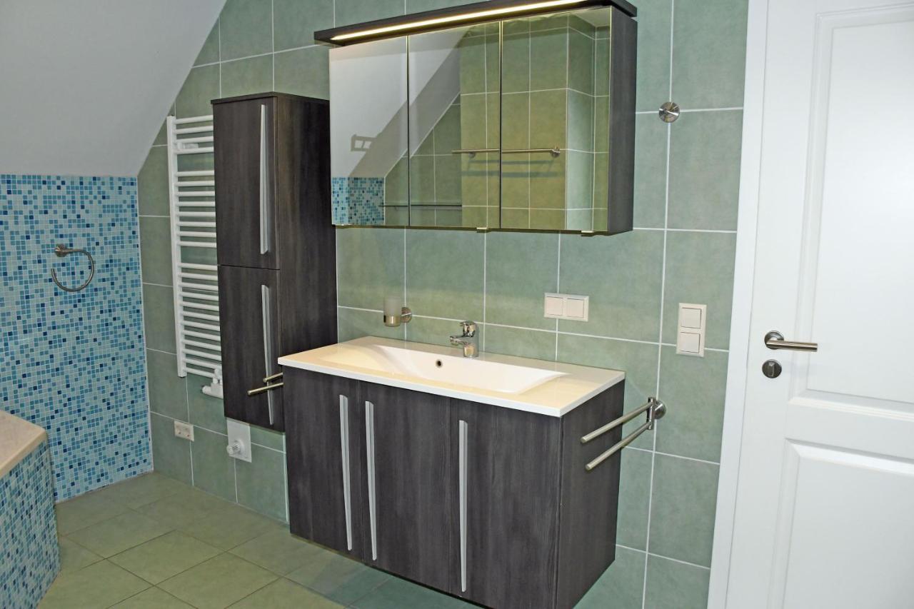 Schoenes Ferienhaus Mit Kamin Und Sauna Im Ostseebad Sellin 外观 照片