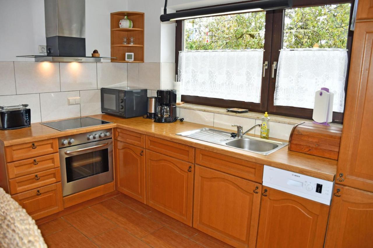Schoenes Ferienhaus Mit Kamin Und Sauna Im Ostseebad Sellin 外观 照片