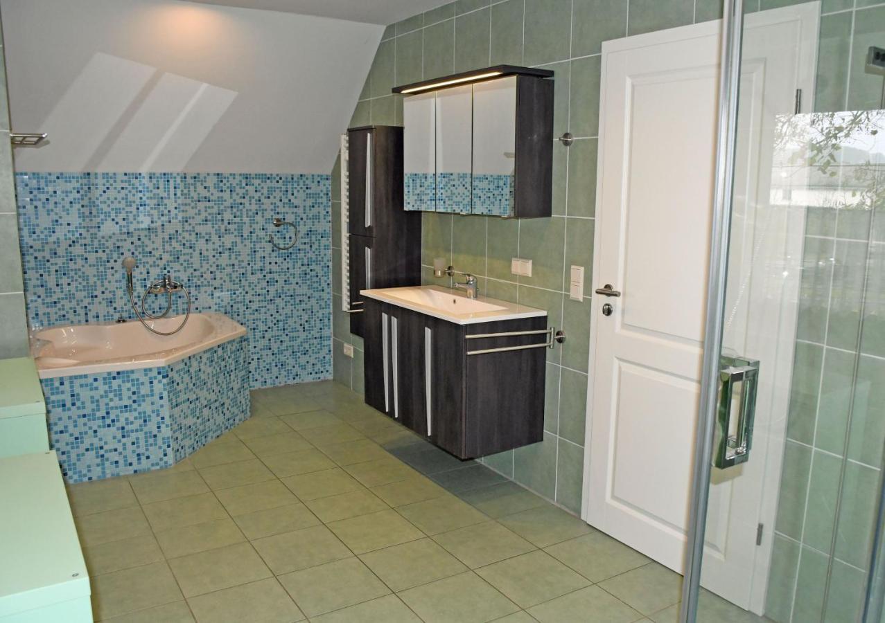 Schoenes Ferienhaus Mit Kamin Und Sauna Im Ostseebad Sellin 外观 照片